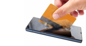 Cinq banques lanceront le paiement mobile en octobre prochain