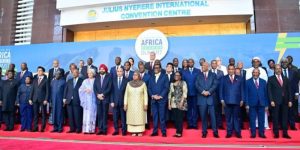 L’Afrique lance un plan historique pour électrifier le continent : 300 millions de vies à transformer d’ici 2030