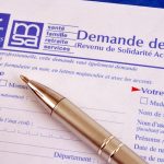 France : un projet de loi antifraude qui fait peser de nouvelles menaces sur les immigrés et les résidents étrangers