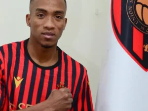 Le joueur Abada de l’USM Alger élu joueur de la saison 2025-2026