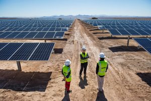 L&rsquo;Algérie accélère sa transition énergétique : Deux centrales solaires de 400 MW inaugurées