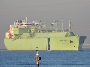 Skikda  Le plus grand méthanier jamais accueilli accoste au port pétrolier