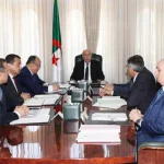 Le Président de la République préside une réunion consacrée aux projets structurants du secteur des hydrocarbures