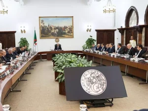 Tebboune passe aux actes : plages, fraude et grande salle de spectacles