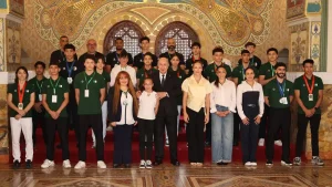 Le président de la République préside une cérémonie en l&rsquo;honneur de l&rsquo;élite sportive nationale couronnée au niveau mondial
